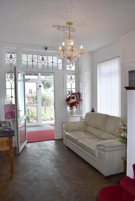 Bayside 3* Paignton